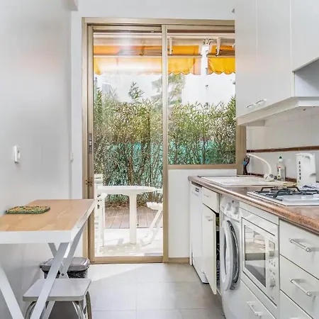 Apartment Fleurie One Bedroom